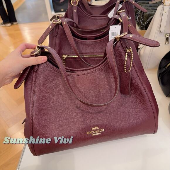 NWT Coach Erin Shoulder Bag Refined Pebble Leather CAQ86 DARK WINE - Picture 1 of 6